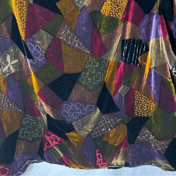 VIE by Victoria Royal Beaded Top size 20. (JK3) - Picture 2 of 8